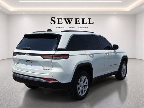 Used 2022 Jeep Grand Cherokee Limited AWD/4WD image 4