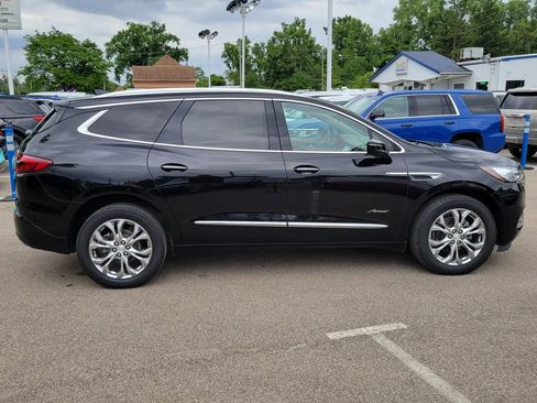 Used 2021 Buick Enclave Avenir w/ Avenir Technology Package image 3