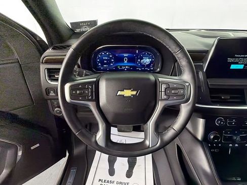 Used 2024 Chevrolet Tahoe Premier AWD/4WD image 11