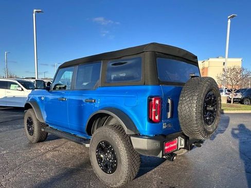 Used 2023 Ford Bronco Wildtrak image 9