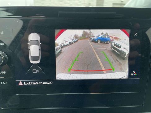 Used 2025 Volkswagen Jetta S image 39