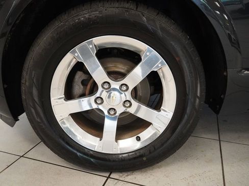 Used 2014 Chevrolet Captiva Sport LT FWD image 22