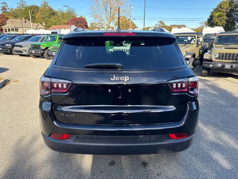 New 2026 Jeep Compass Limited image 5