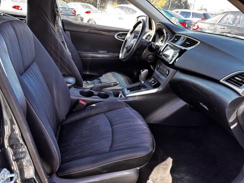 Used 2016 Nissan Sentra SV image 12