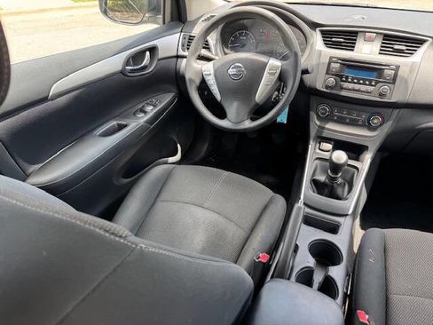 Used 2016 Nissan Sentra S image 20