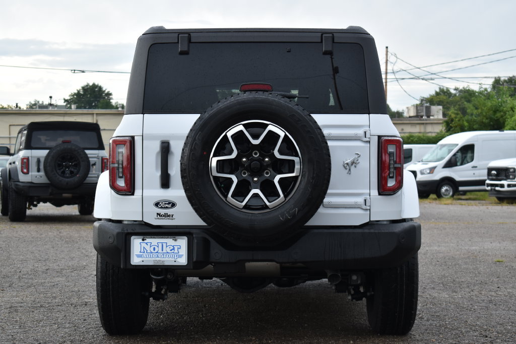New 2026 Ford Bronco Outer Banks AWD/4WD image 9