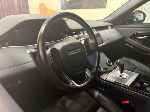 Used 2020 Land Rover Range Rover Evoque SE AWD/4WD image 21