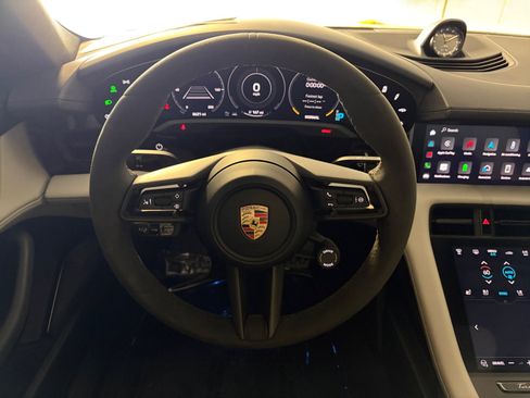 Certified 2023 Porsche Taycan Cross Turismo AWD/4WD image 36