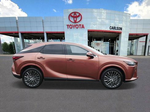 Used 2023 Lexus RX 350 w/ Accessory Package (2T) image 4