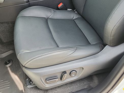 New 2025 Toyota 4Runner Limited image 7