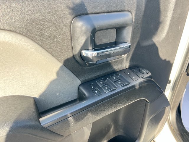 Used 2016 GMC Sierra 2500 4x4 Crew Cab w/ Sierra Convenience Package image 18