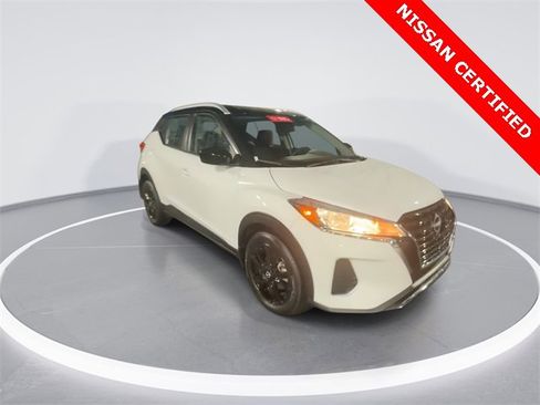 Certified 2023 Nissan Kicks SV image 2