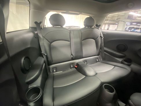 Used 2018 MINI Cooper S FWD image 28