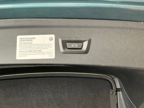Used 2024 BMW iX xDrive50 w/ Premium Package AWD/4WD image 33