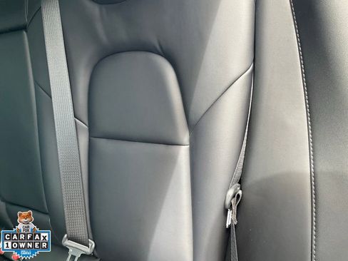 Used 2021 Tesla Model 3 Performance image 29