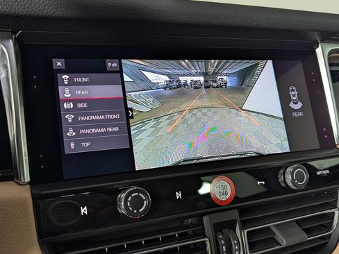New 2026 Porsche Macan AWD/4WD image 32