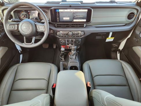 New 2026 Jeep Gladiator Mojave image 29