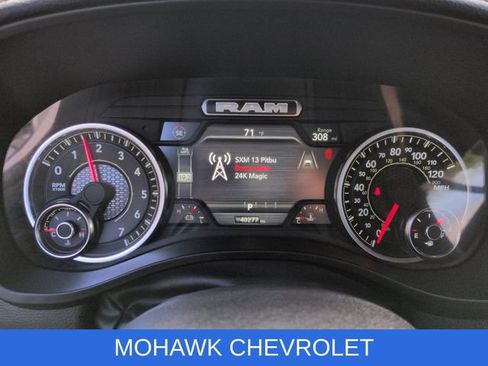 Used 2025 RAM 1500 Laramie AWD/4WD image 12