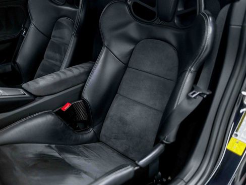 Used 2016 Porsche Cayman GT4 RWD image 43
