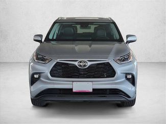 Used 2021 Toyota Highlander XLE AWD/4WD video 2