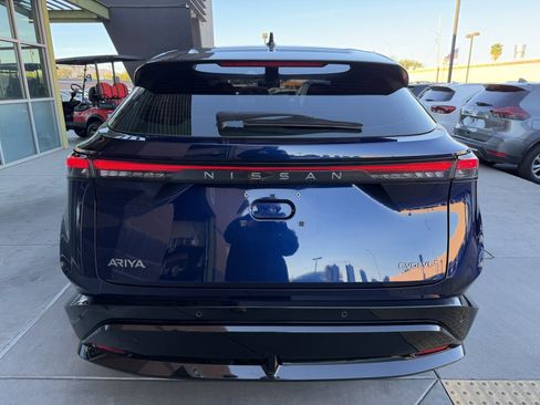 Used 2023 Nissan Ariya FWD image 13