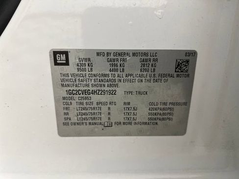 Used 2017 Chevrolet Silverado 2500 LT w/ LT Convenience Package image 26