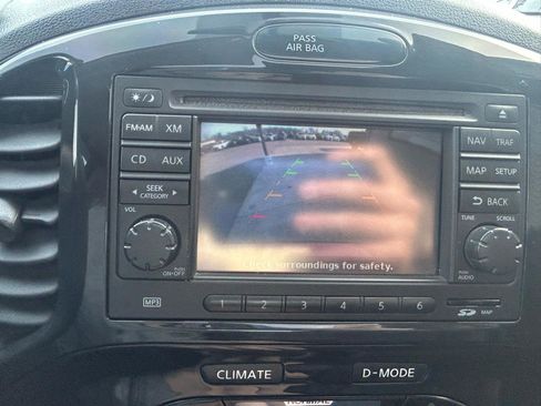 Used 2014 Nissan Juke SL image 24