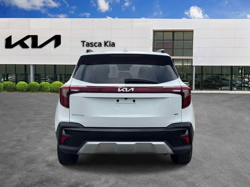 Used 2024 Kia Seltos S AWD/4WD image 5