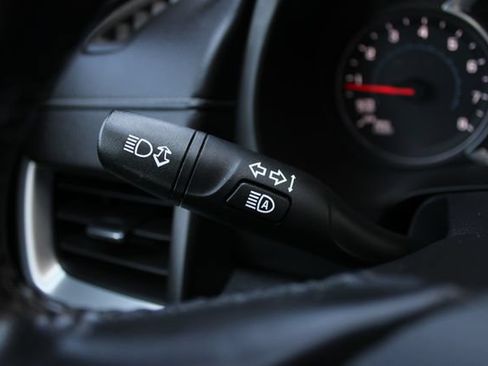 Used 2022 GMC Terrain SLT w/ GMC Pro Grade Package AWD/4WD image 8