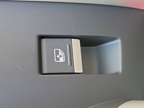 Used 2023 Audi Q3 2.0T Premium w/ 19" Wheel Package image 18