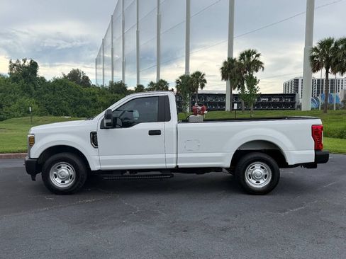 Used 2019 Ford F250 XL w/ Power Equipment Group RWD image 3
