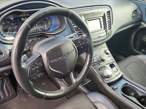 Used 2015 Chrysler 200 S AWD/4WD image 8