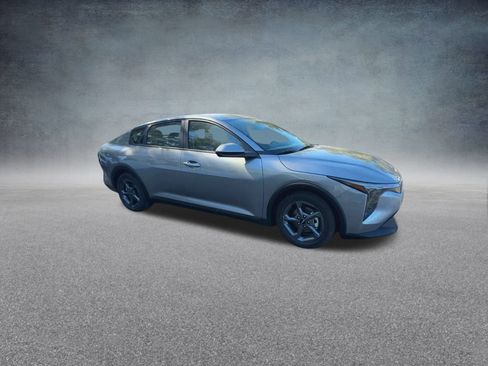 New 2025 Kia K4 LXS image 27