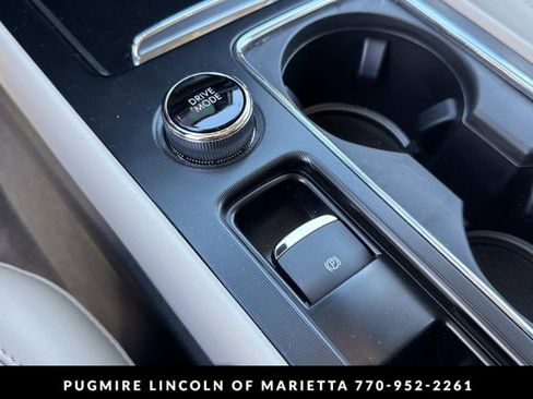 New 2026 Lincoln Corsair Reserve w/ Rear Removable Package Tray image 26