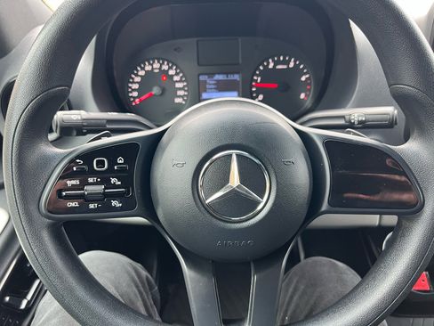 Used 2021 Mercedes-Benz Sprinter 3500 image 31