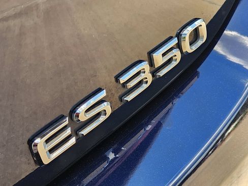 Used 2025 Lexus ES 350 w/ Premium Package FWD image 12