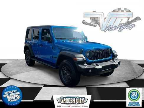 Used 2026 Jeep Wrangler Unlimited Sport AWD/4WD image 1