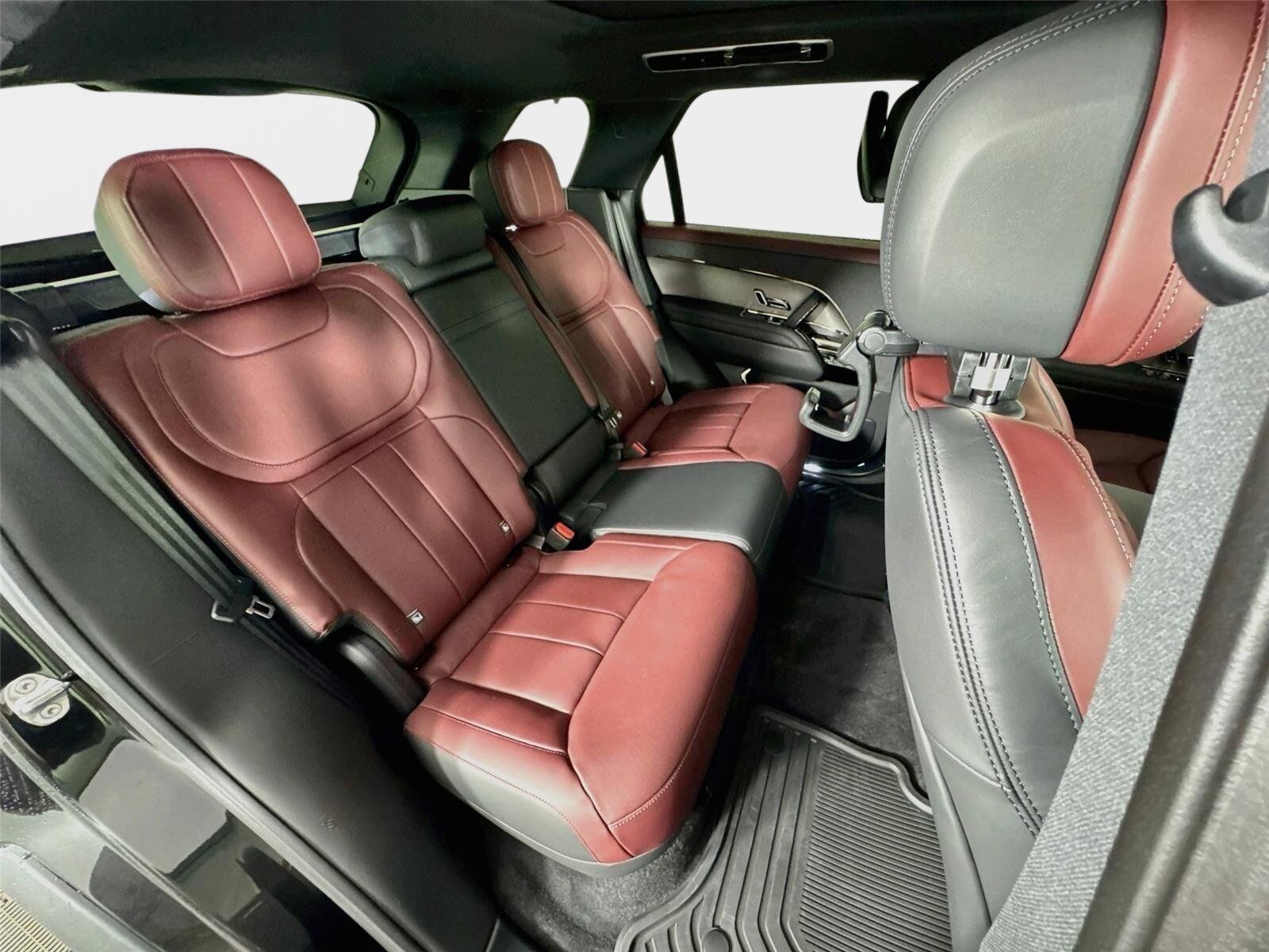 New 2026 Land Rover Range Rover Sport Dynamic SE AWD/4WD image 29