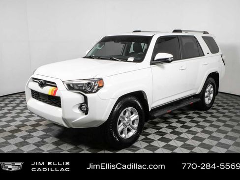 Used 2023 Toyota 4Runner SR5 Premium w/ Moonroof Package RWD image 26