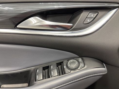 Used 2024 Buick Enclave Essence w/ Technology Package image 30