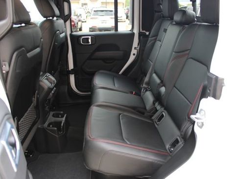 Used 2026 Jeep Gladiator Rubicon AWD/4WD image 41