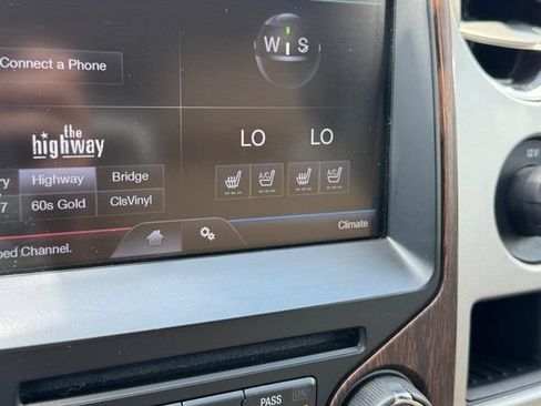 Used 2013 Ford F150 Lariat w/ Mid Equipment Group AWD/4WD image 21