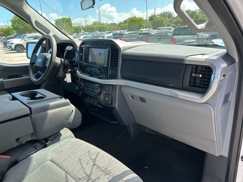 Used 2023 Ford F150 XLT image 34