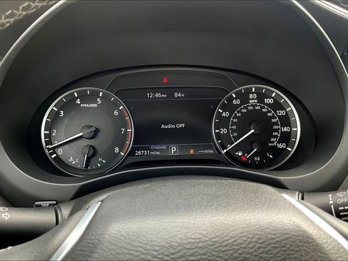 Used 2023 INFINITI QX50 Luxe FWD image 13