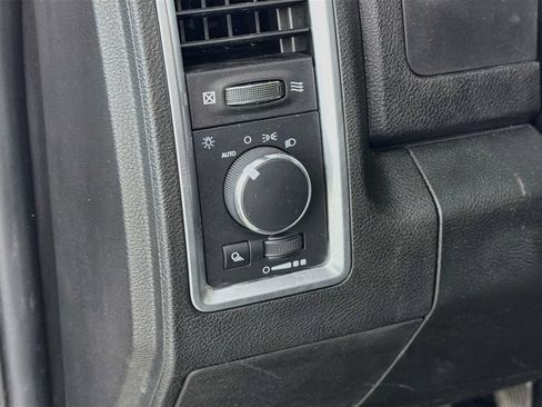 Used 2022 RAM 1500 Warlock AWD/4WD image 11