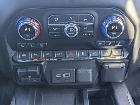 Used 2019 GMC Sierra 1500 Denali w/ Denali Carbonpro Edition image 45