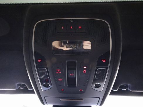 Used 2016 Audi RS 7 Prestige w/ Carbon-Optic Package image 26