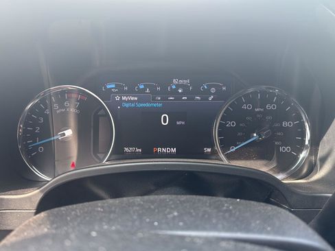 Used 2021 Ford F250 Lariat w/ Lariat Value Package AWD/4WD image 14