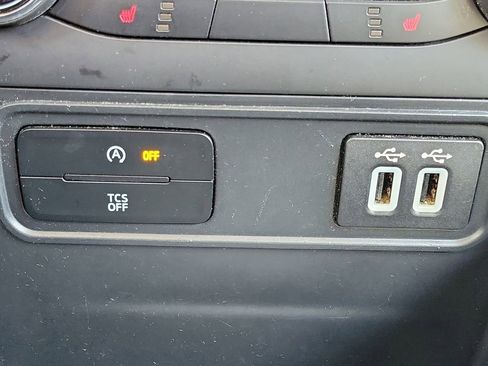 Used 2019 Ford EcoSport SE image 26