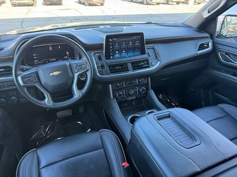 Used 2024 Chevrolet Tahoe Premier AWD/4WD image 13